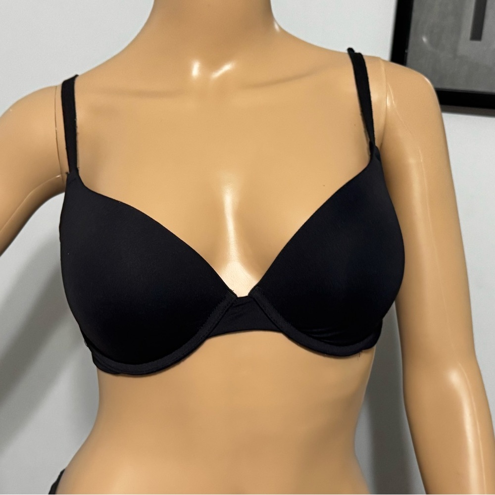 PINK Victoria's Secret Wear Everywhere Push Up Black Bra